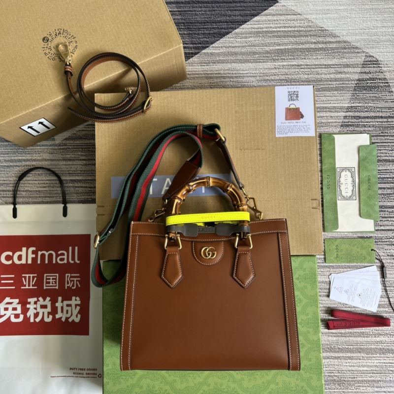 Gvc*1 tote bags